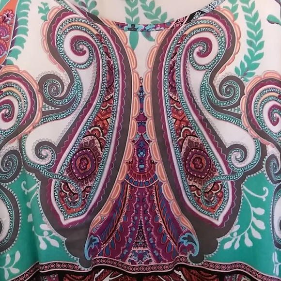 Karen Kane silky butterfly sleeve top - Picture 3 of 4